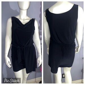 NWT Emma & Michele Shorts Romper XL